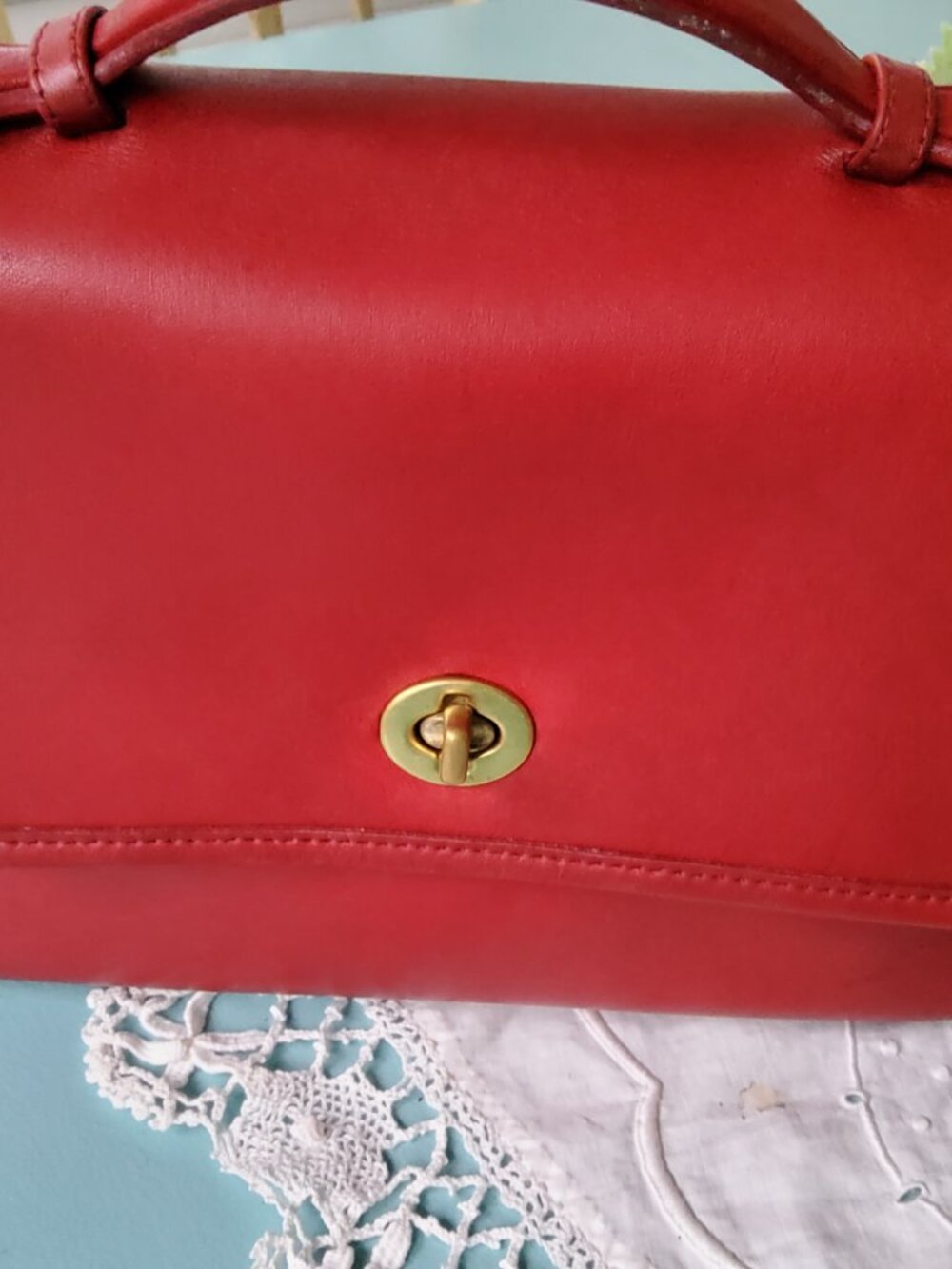 Vintage Red Coach Court Bag 9870 + Hangtag Excellent Condition - Picture 2 of 13